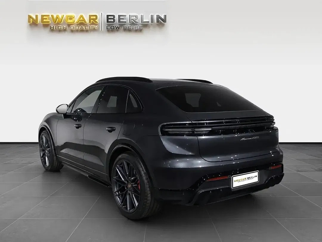 Porsche Macan - Thumbnail 4