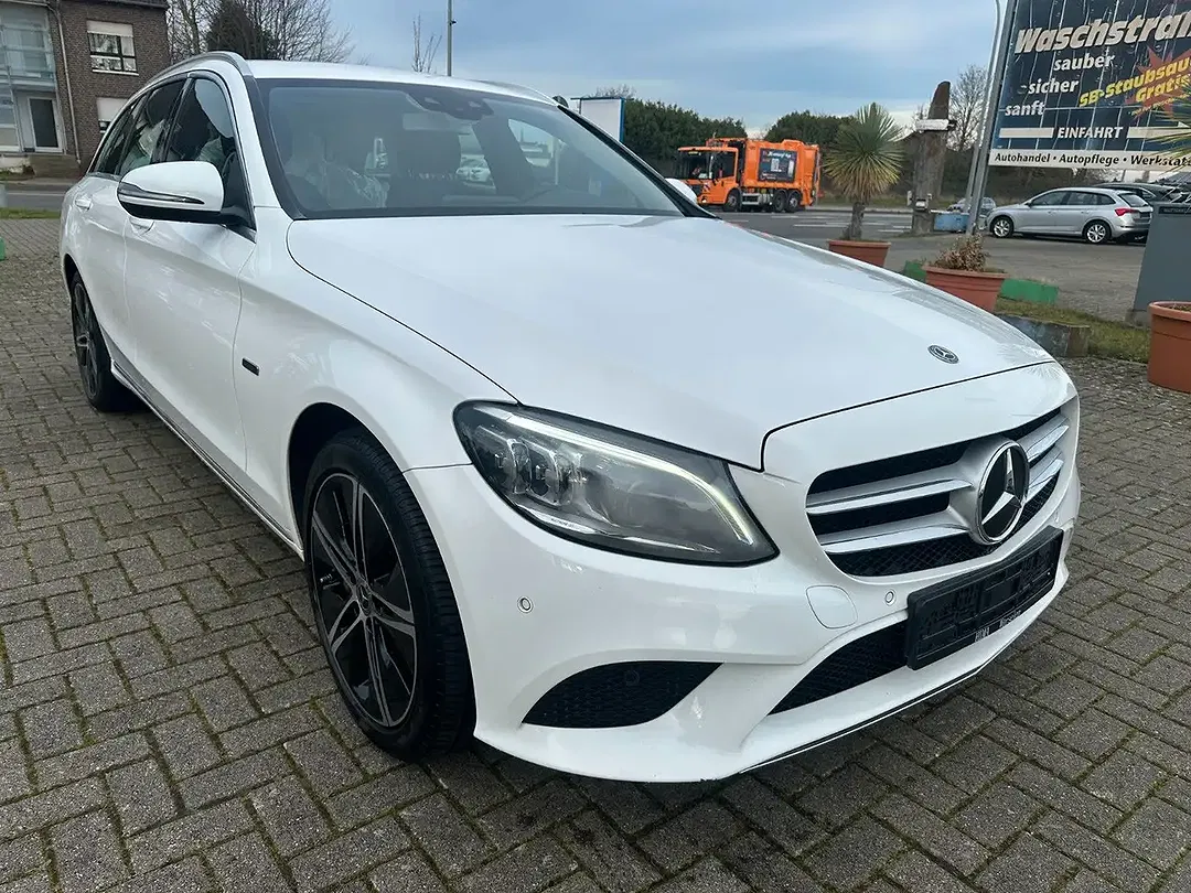 Mercedes-Benz C 300 - foto 2