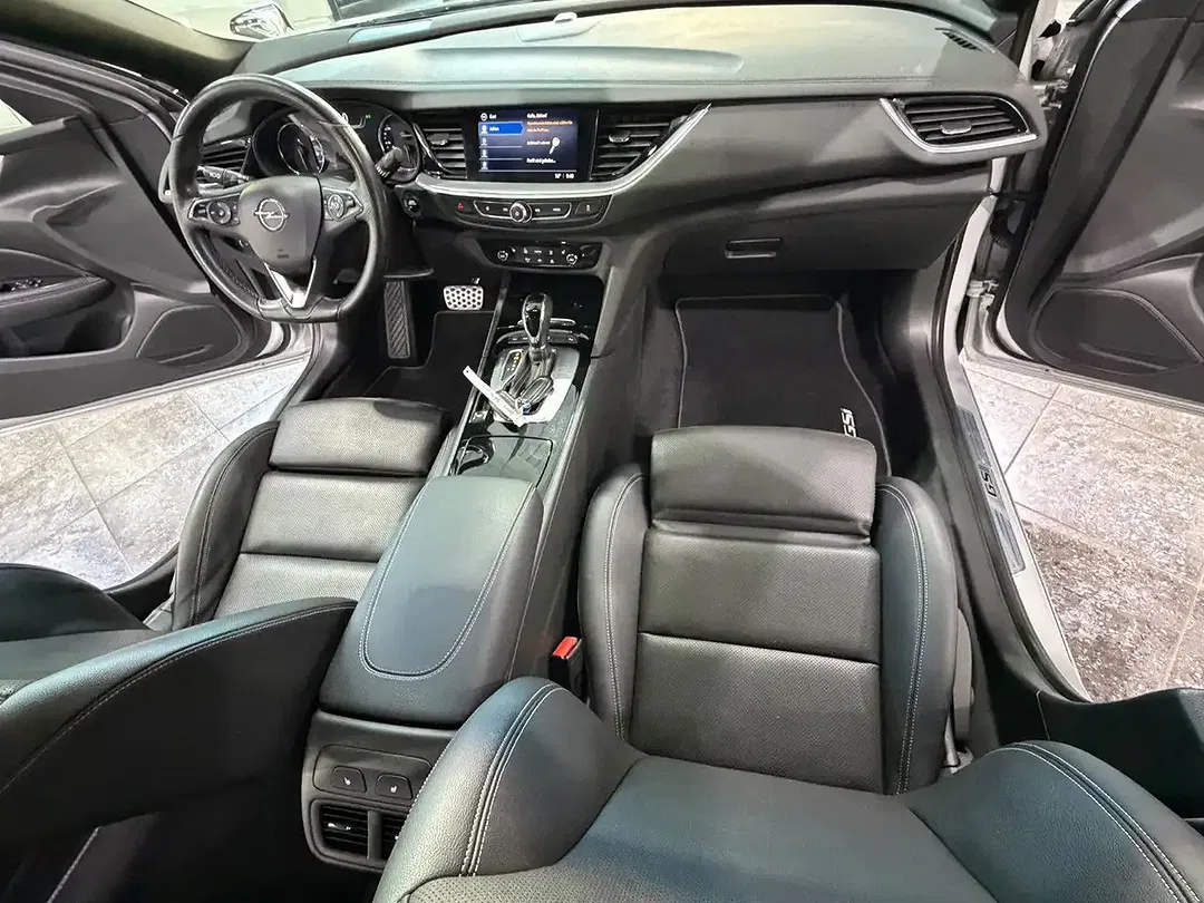 Opel Insignia - Thumbnail 9