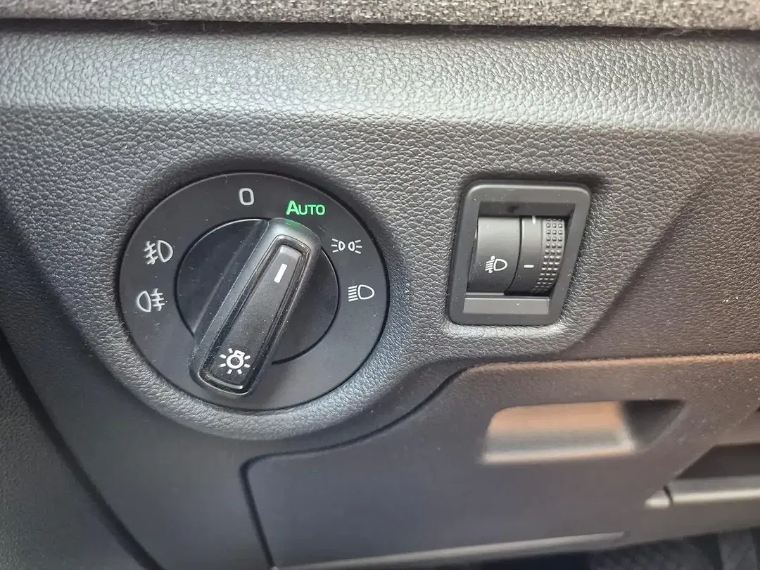 Skoda Kamiq - Thumbnail 13