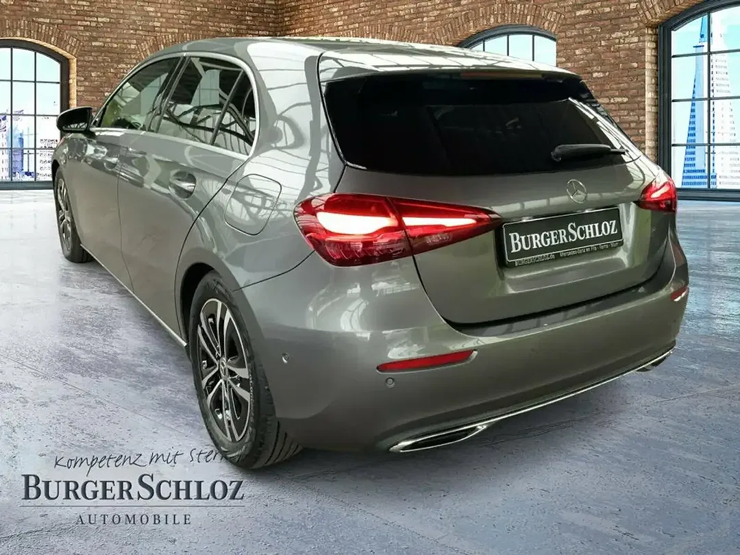 Mercedes-Benz A 200 - Thumbnail 7