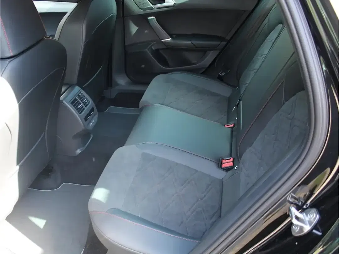 SEAT Leon - Thumbnail 8