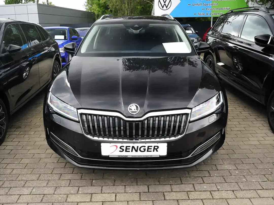 Skoda Superb - Thumbnail 2