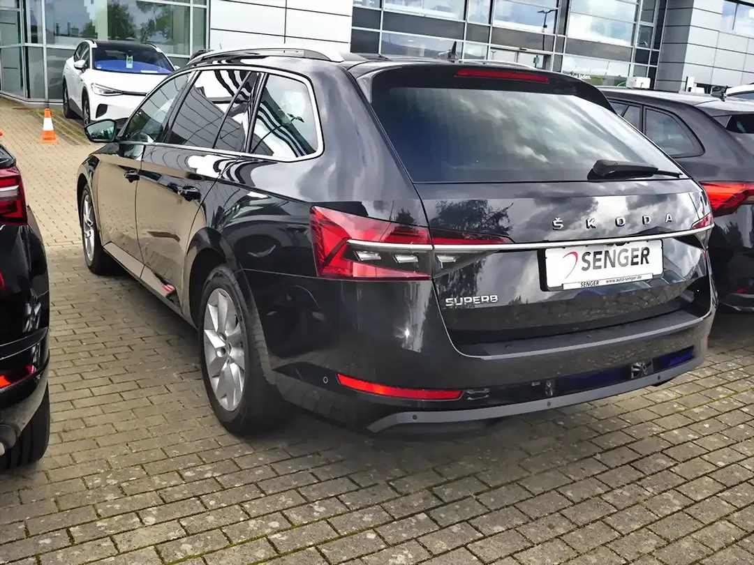 Skoda Superb - Thumbnail 4