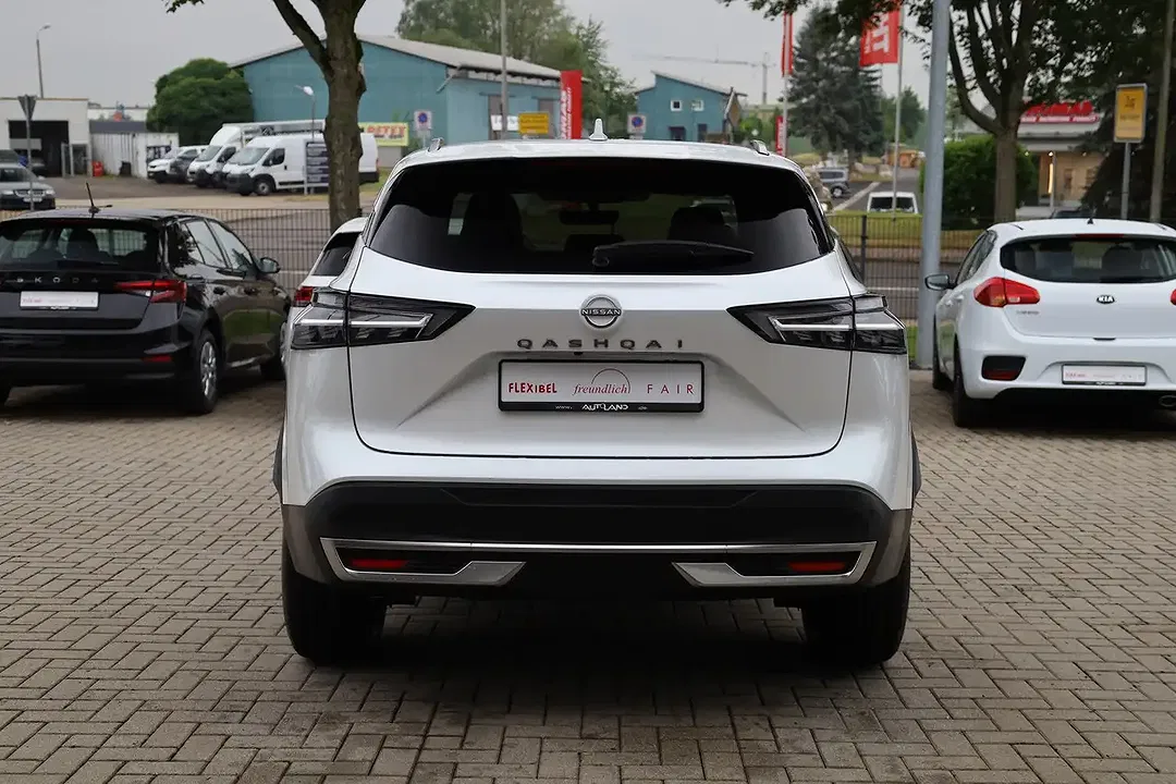 Nissan Qashqai - Thumbnail 4