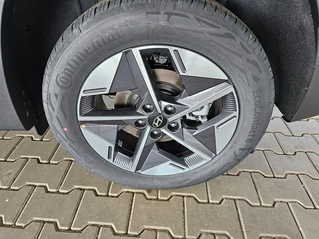 Hyundai TUCSON - Thumbnail 9