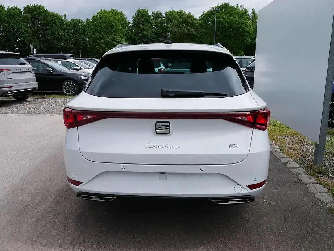 SEAT Leon - Thumbnail 2