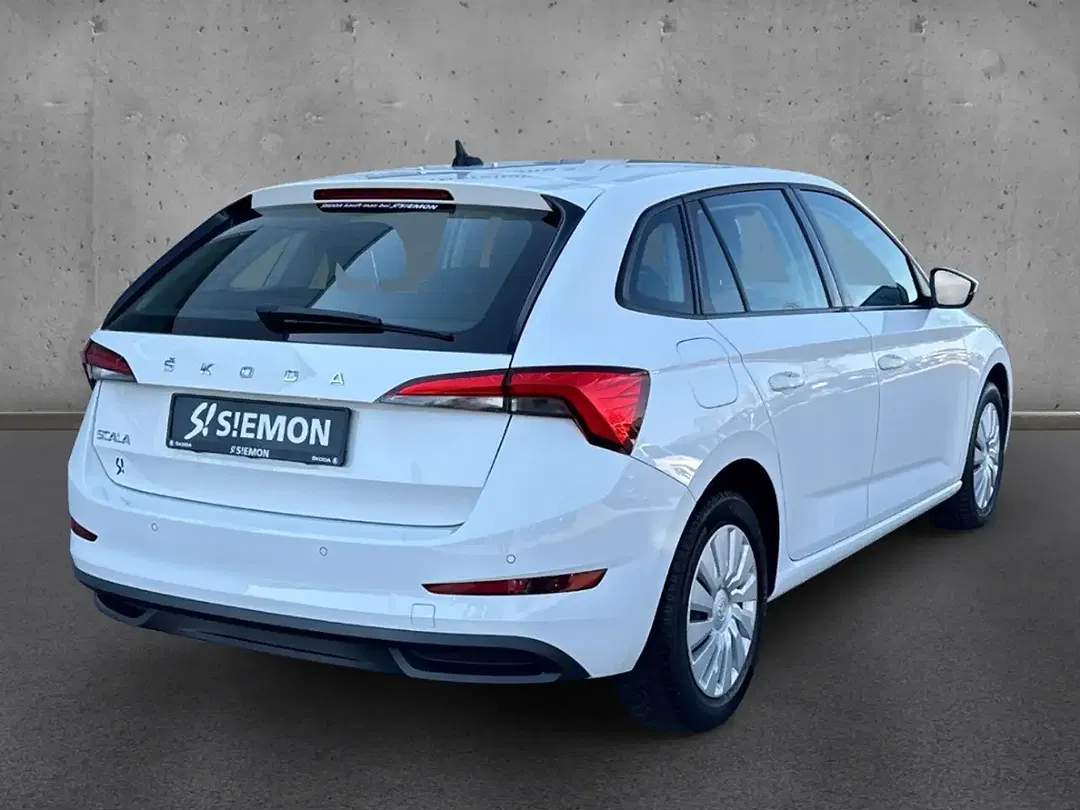 Skoda Scala - Thumbnail 4