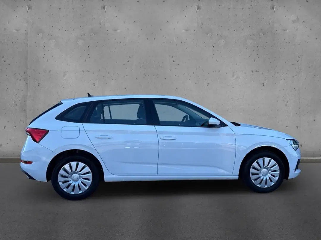 Skoda Scala - Thumbnail 5