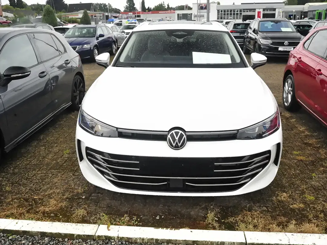 Volkswagen Passat Variant - Thumbnail 2