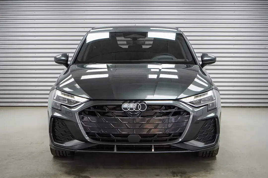 Audi A3 - Thumbnail 1