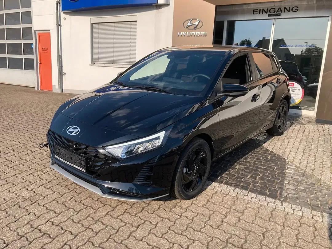 Hyundai i20 - Thumbnail 2
