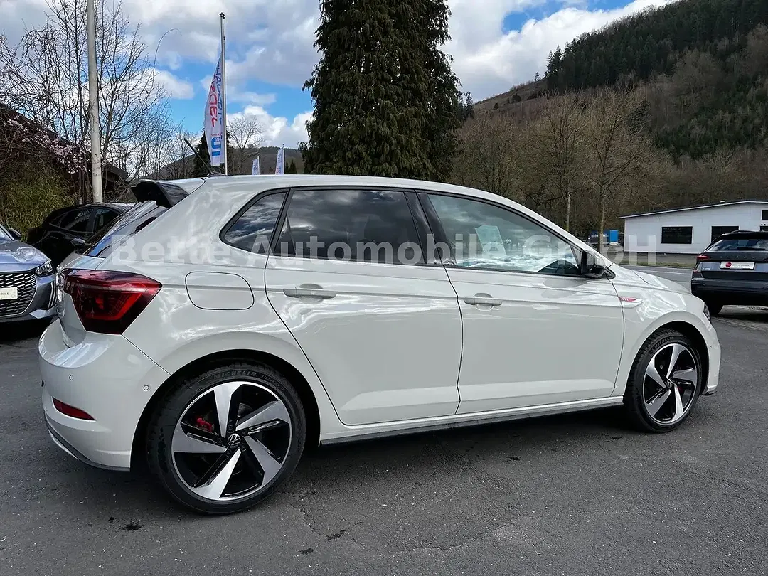 Volkswagen Polo - Thumbnail 6
