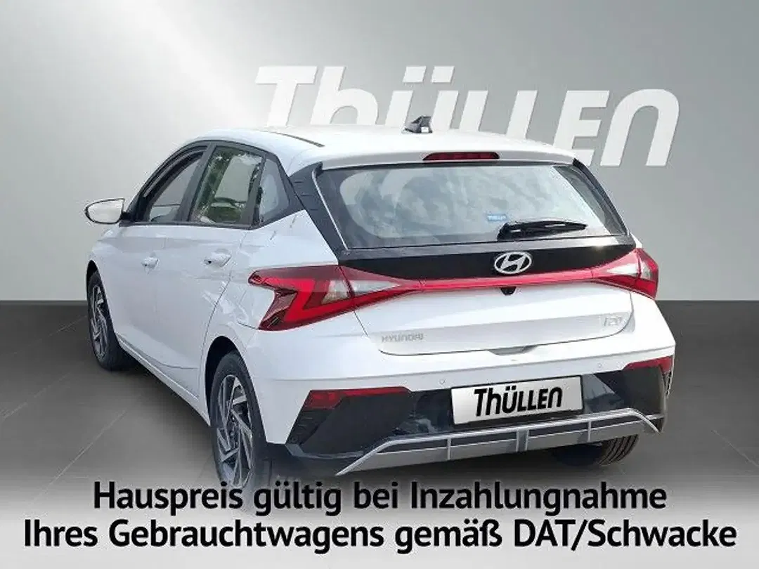Hyundai i20 - Thumbnail 3