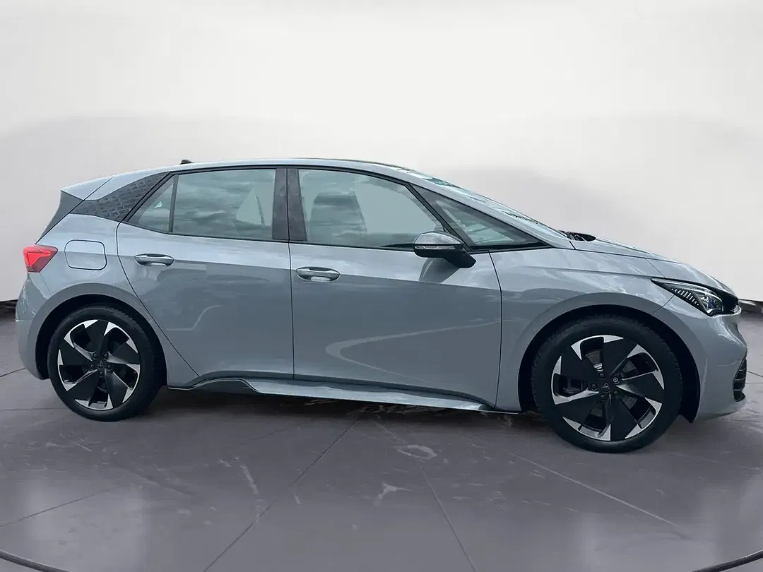 CUPRA Born - Thumbnail 5