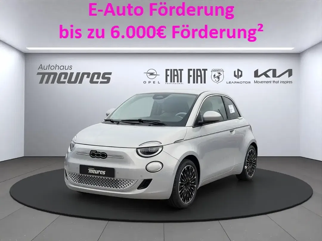 Fiat 500e La Prima - foto 1