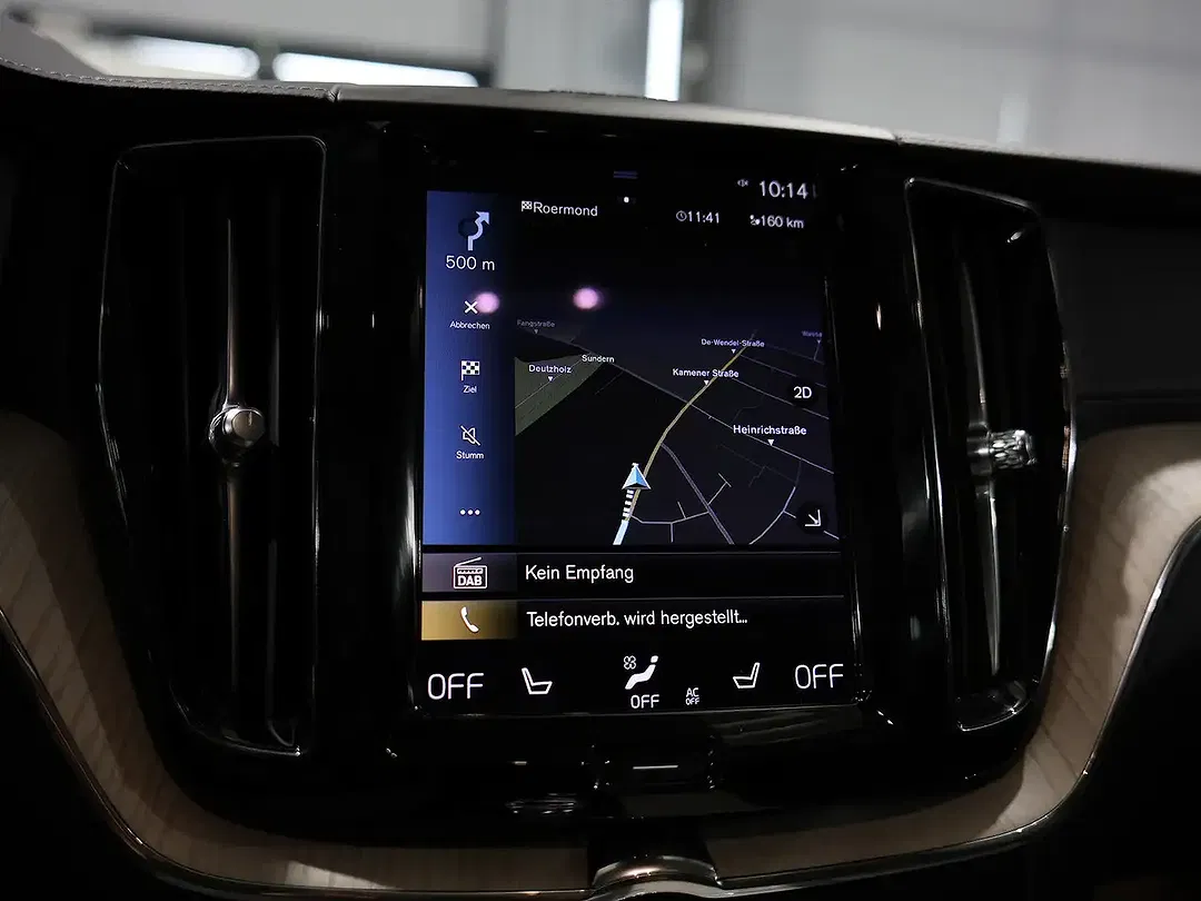 Volvo XC60 - Thumbnail 6