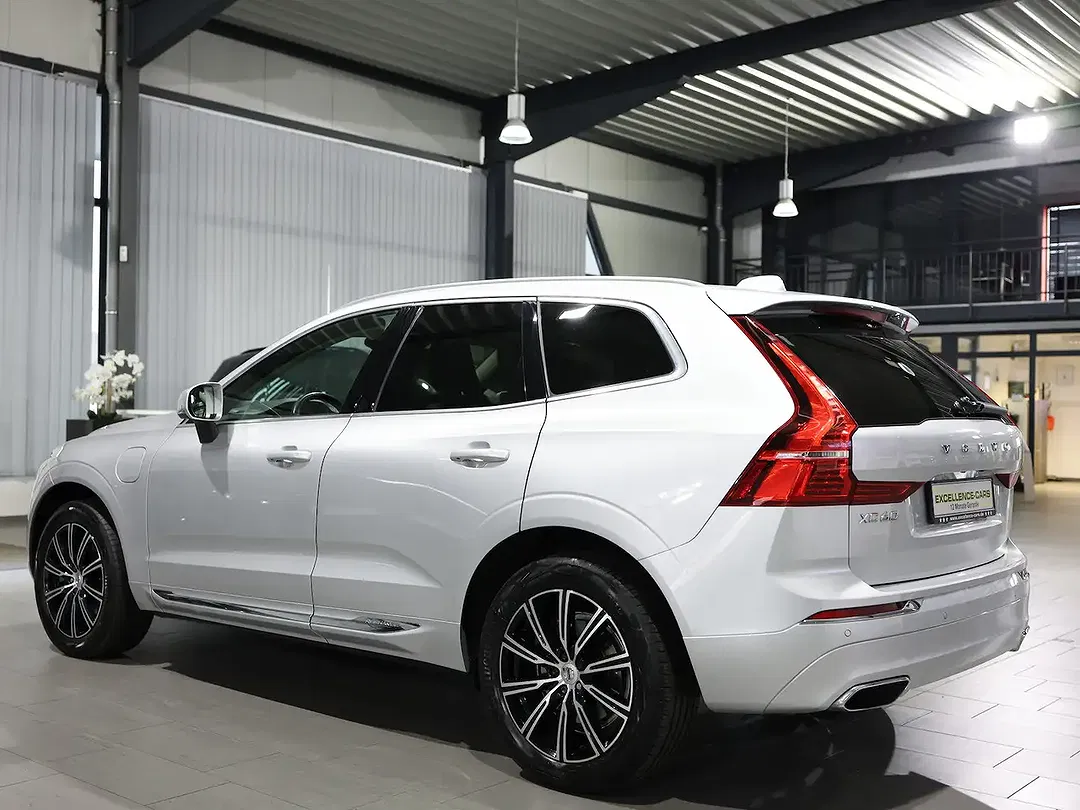 Volvo XC60 - Thumbnail 4
