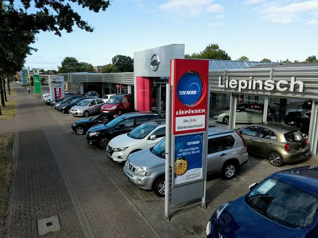 Nissan Micra - Thumbnail 10