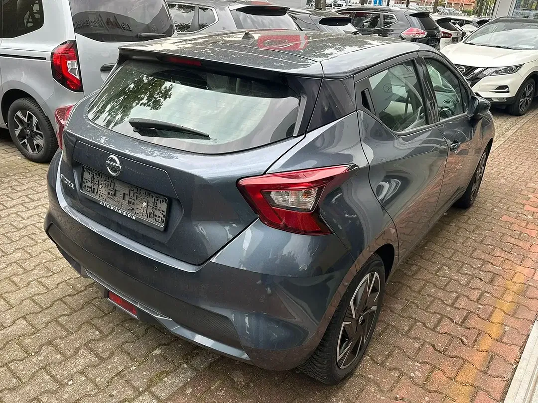 Nissan Micra - Thumbnail 4