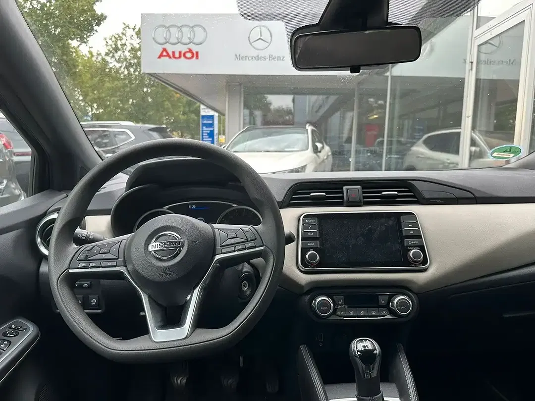 Nissan Micra - Thumbnail 7