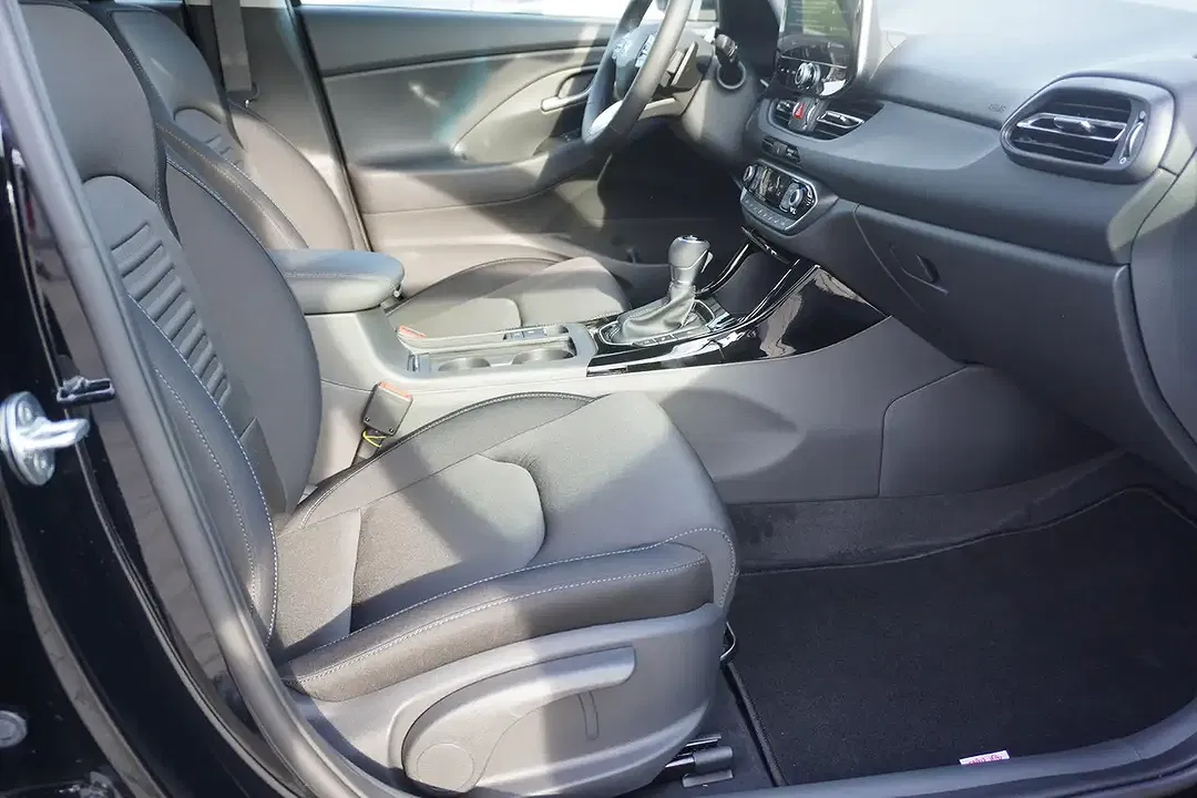 Hyundai i30 - Thumbnail 11