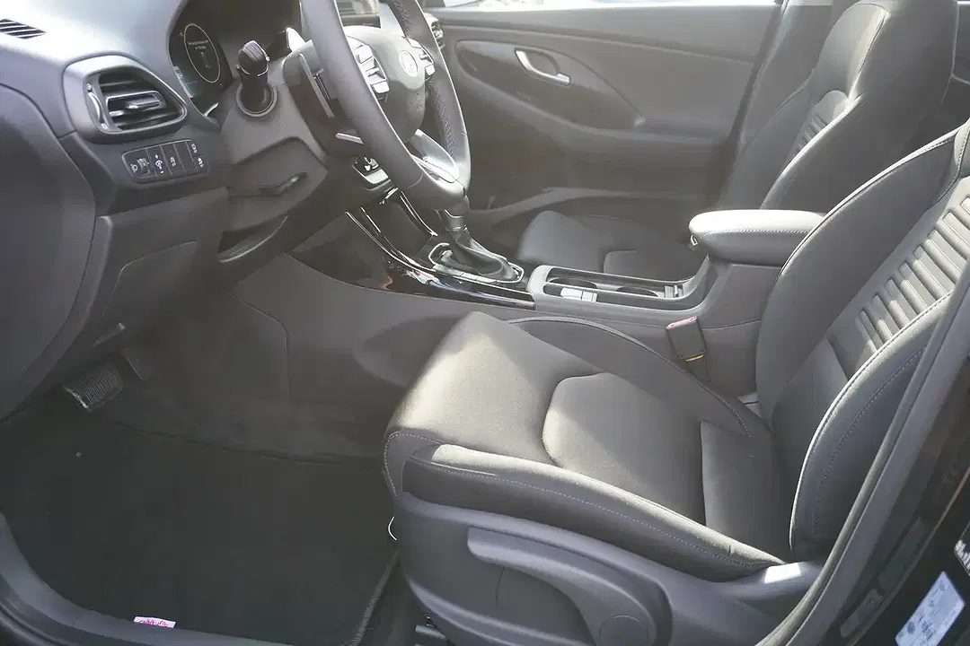 Hyundai i30 - Thumbnail 8