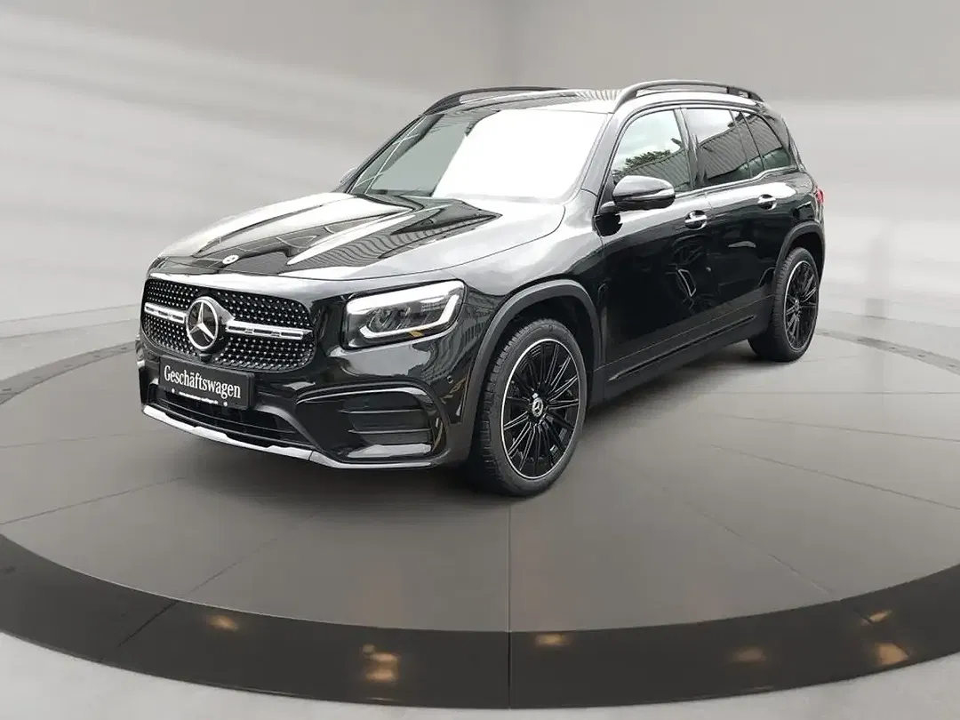 Mercedes-Benz GLB 200 - Thumbnail 1