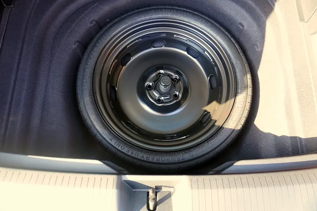 Volkswagen Golf - Thumbnail 11