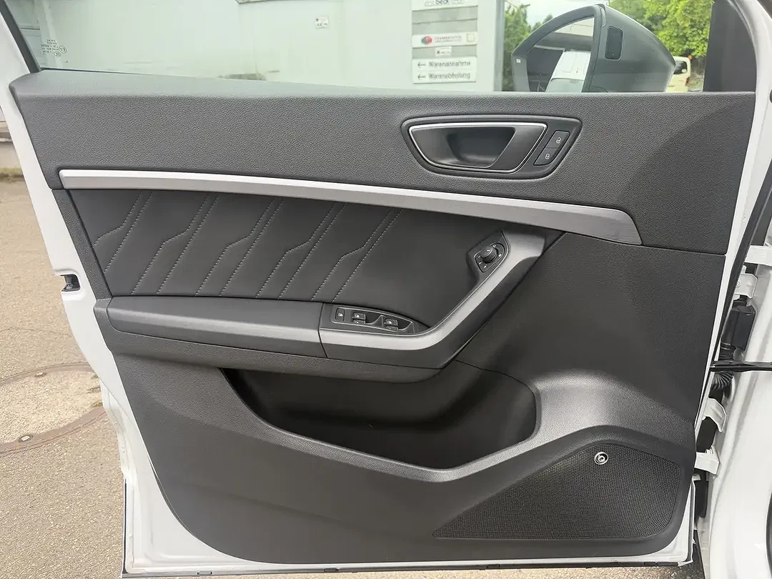 SEAT Ateca - Thumbnail 11