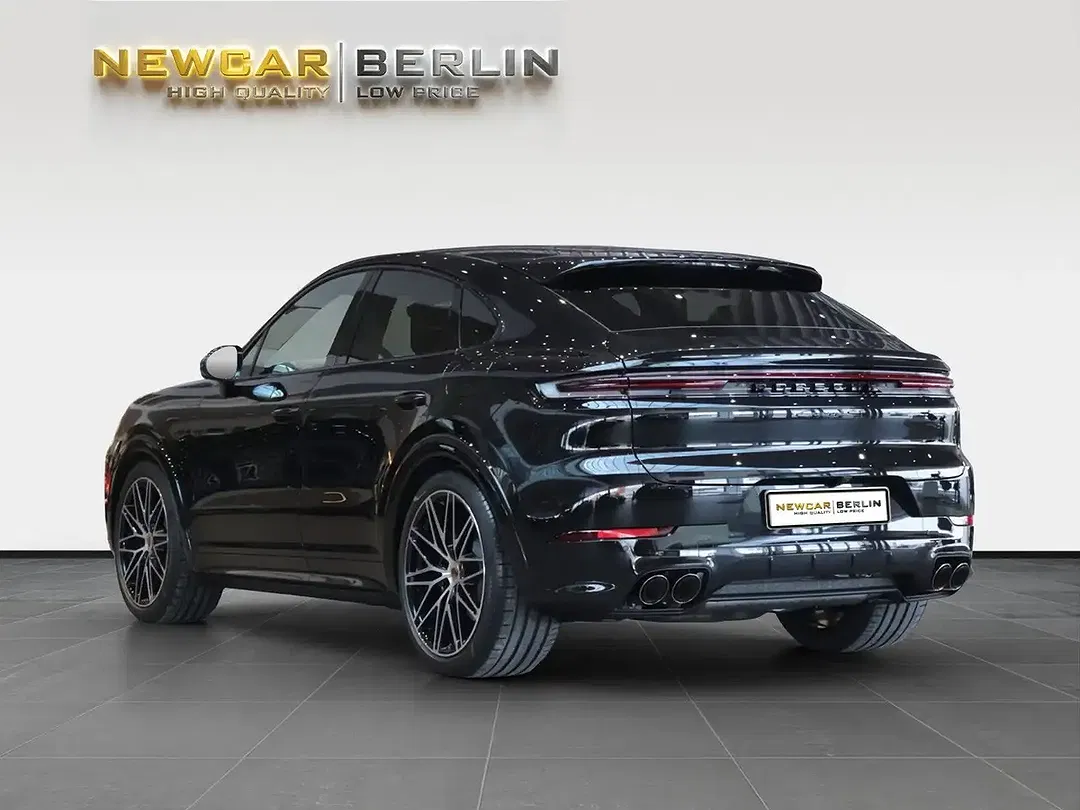 Porsche Cayenne - Thumbnail 3