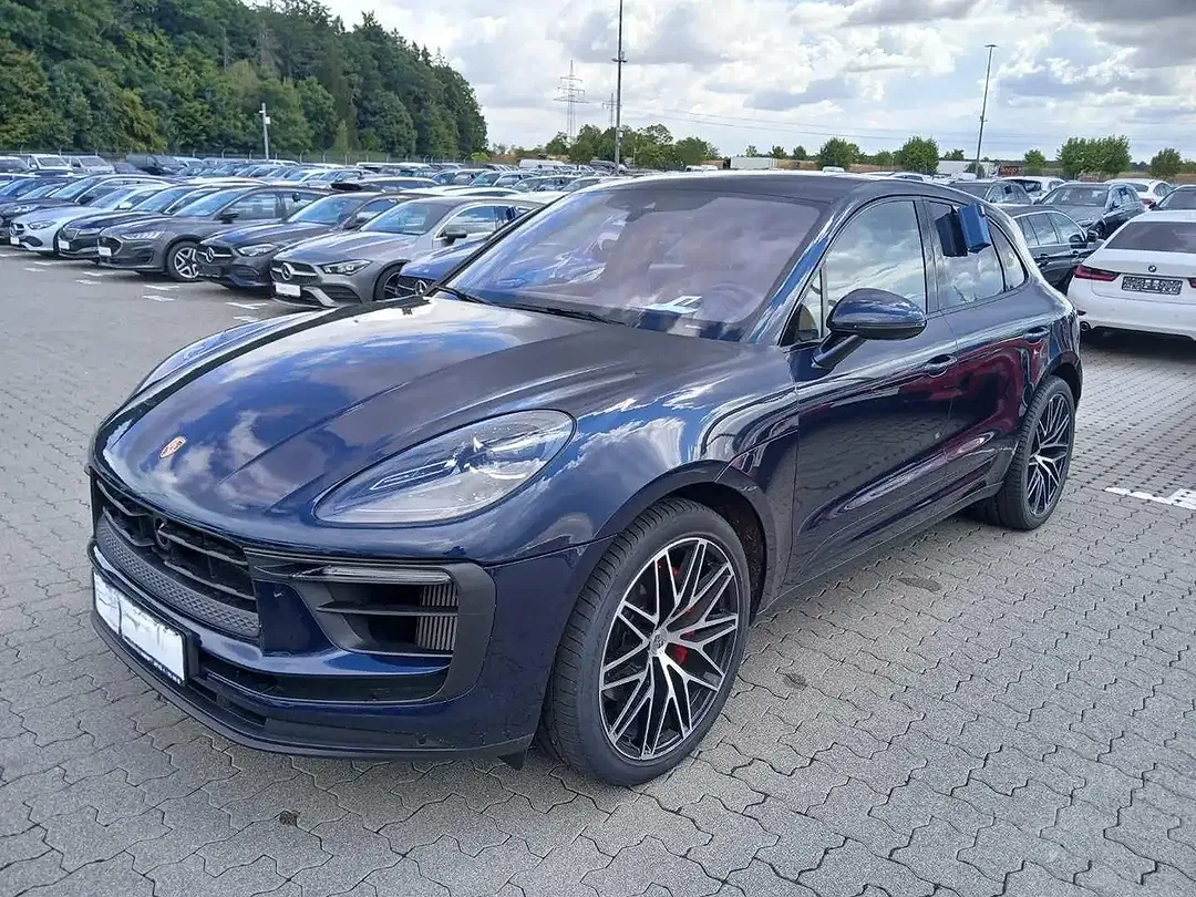 Porsche Macan - Thumbnail 2