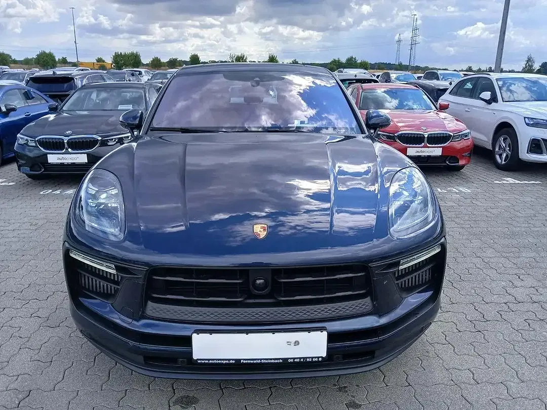 Porsche Macan - Thumbnail 4