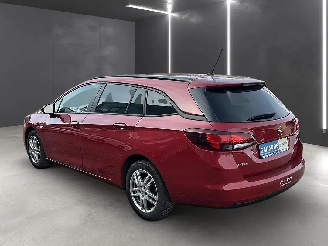 Opel Astra 1.2 Turbo Edition - foto 2