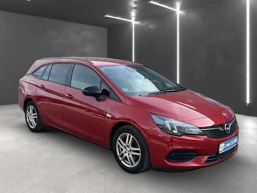 Opel Astra - Thumbnail 3
