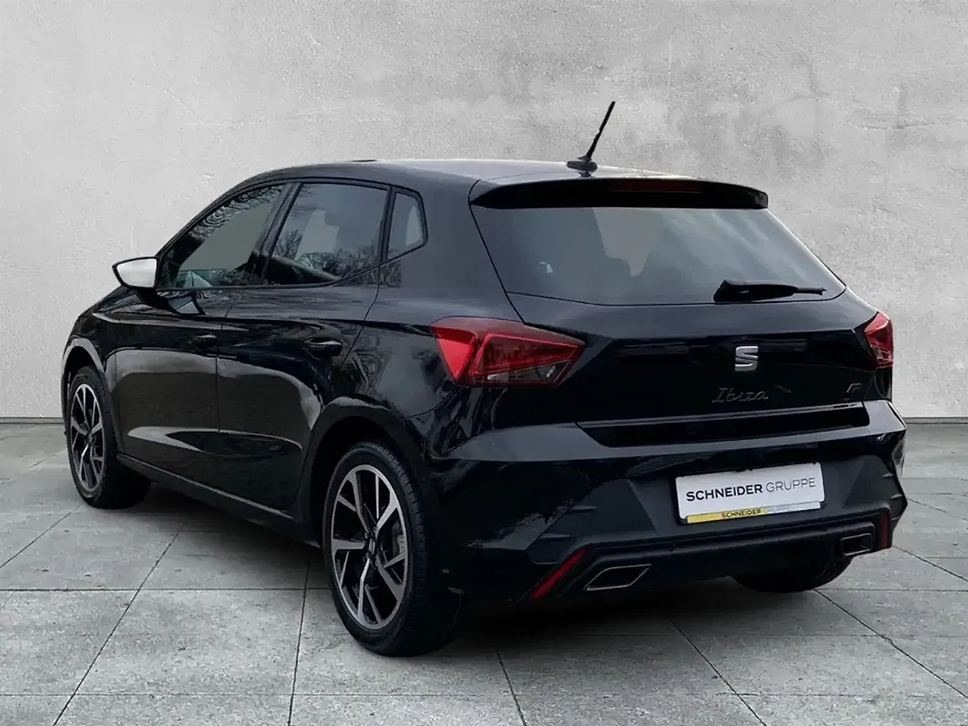 SEAT Ibiza - Thumbnail 3