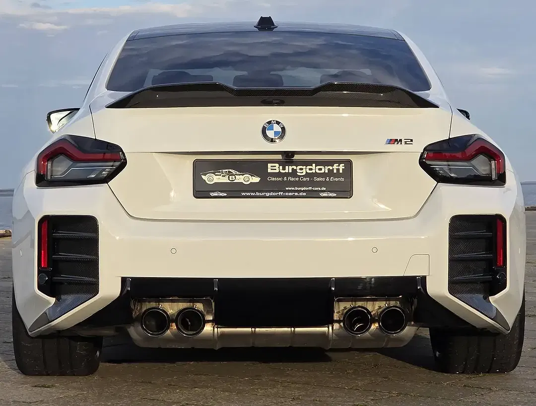 BMW M2 - Thumbnail 5