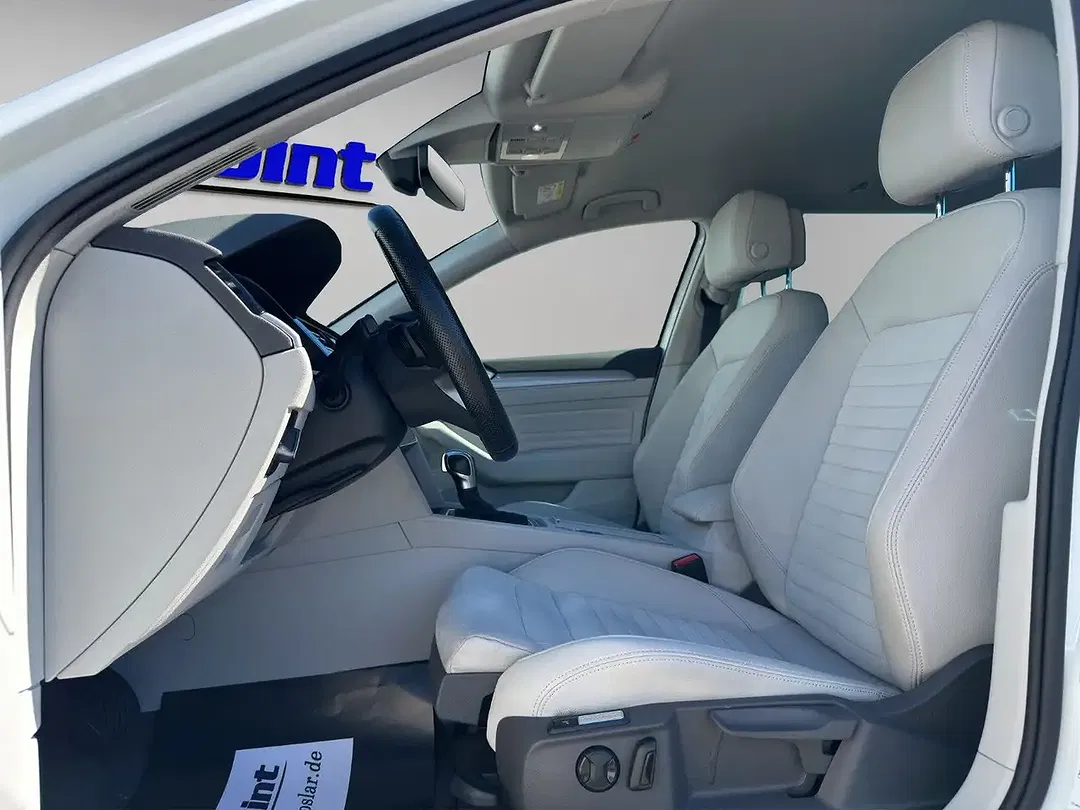 Volkswagen Passat Variant - Thumbnail 14