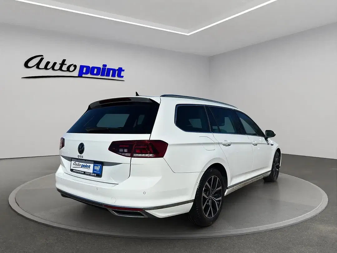 Volkswagen Passat Variant - Thumbnail 5