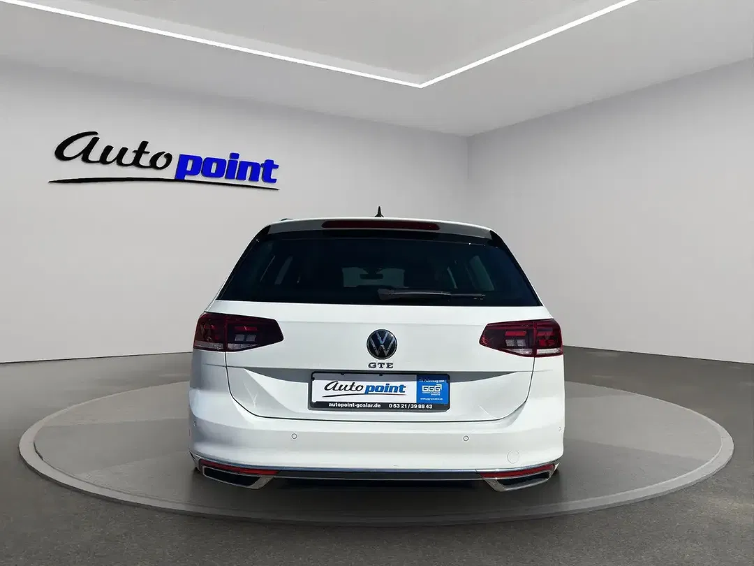 Volkswagen Passat Variant - Thumbnail 6