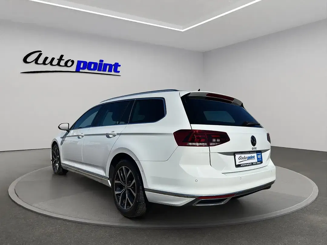 Volkswagen Passat Variant - Thumbnail 7