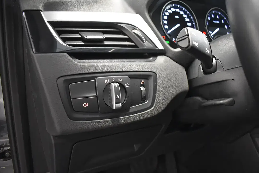 BMW X1 - Thumbnail 14