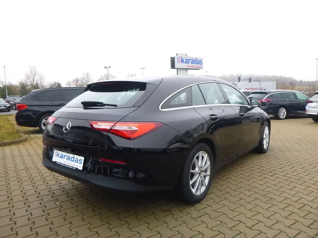 Mercedes-Benz CLA 180 - Thumbnail 6