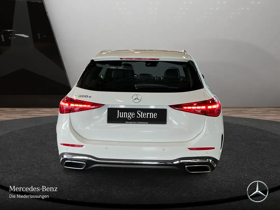 Mercedes-Benz C 300 - Thumbnail 8