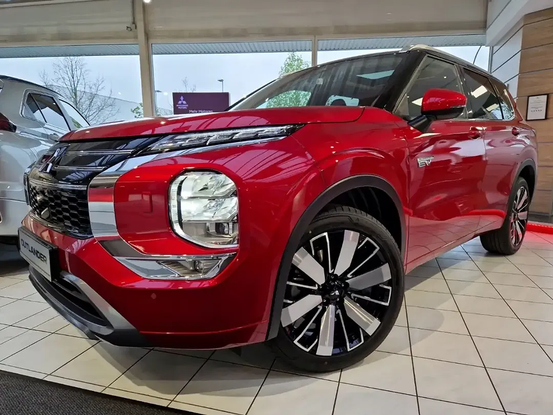 Mitsubishi Outlander - Thumbnail 5