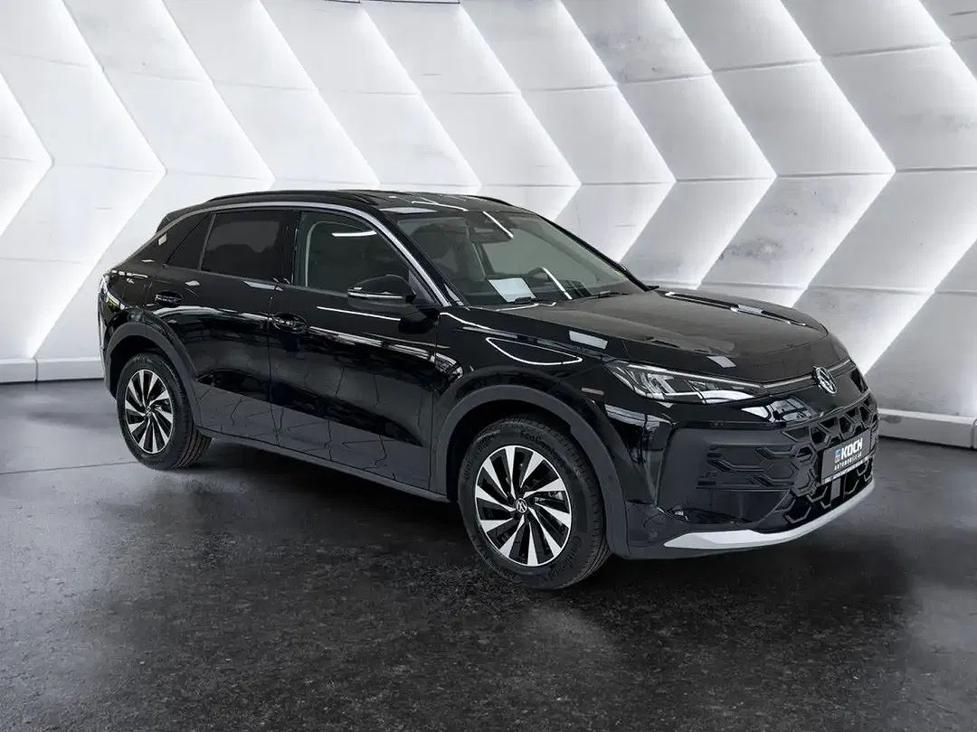 Volkswagen T-Roc - Thumbnail 3
