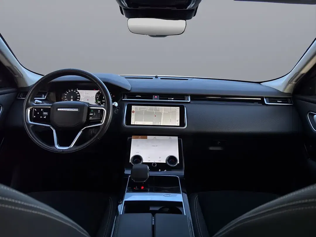 Land Rover Range Rover Velar - Thumbnail 4