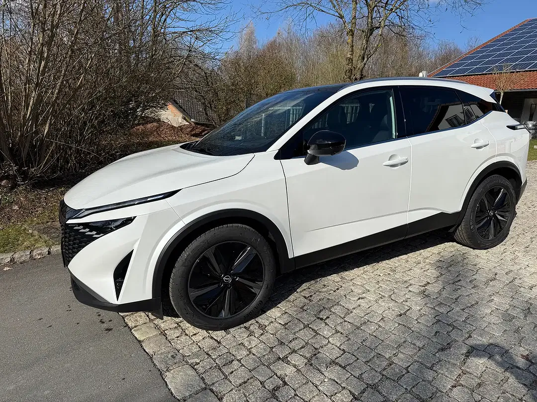Nissan Qashqai - Thumbnail 2
