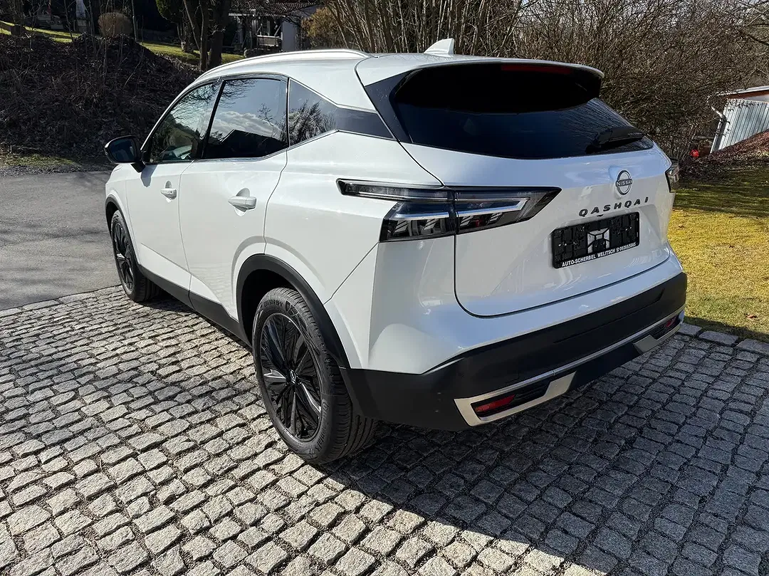 Nissan Qashqai - Thumbnail 3