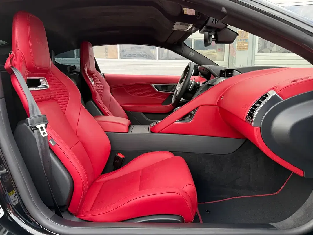Jaguar F-Type - Thumbnail 13
